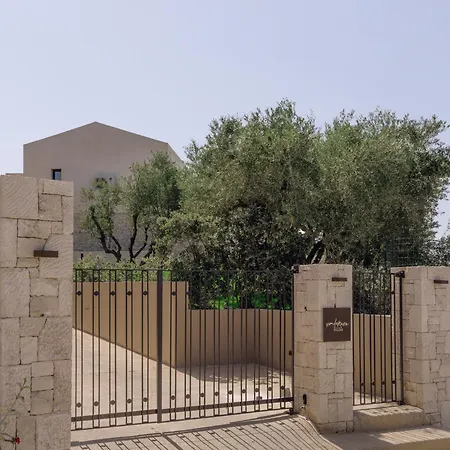 Valerozo - Exclusive Beachside Experience Villa